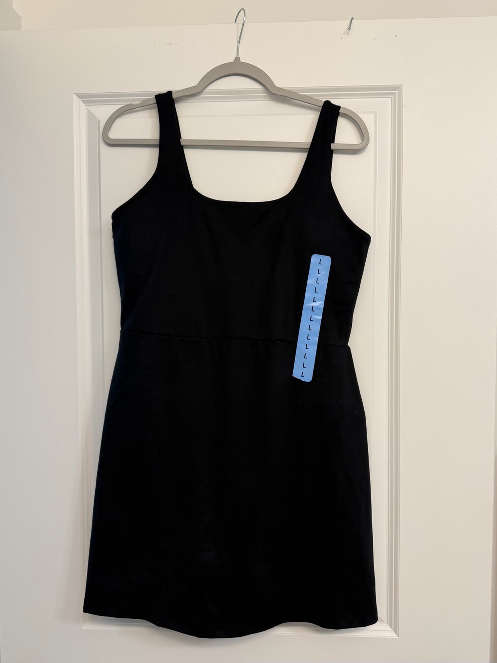 GAP Black Scoop Neck Athletic Dress